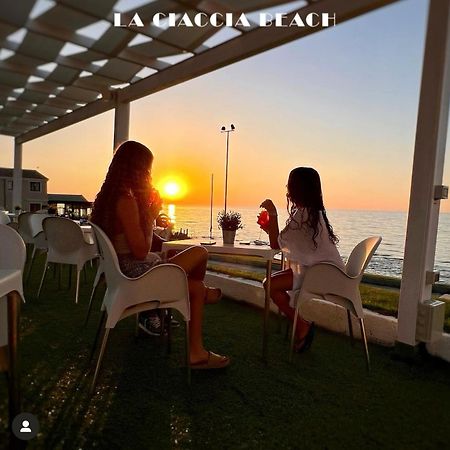Apartment Tramonto Sea-Front วัลเลดอเรีย ภายนอก รูปภาพ