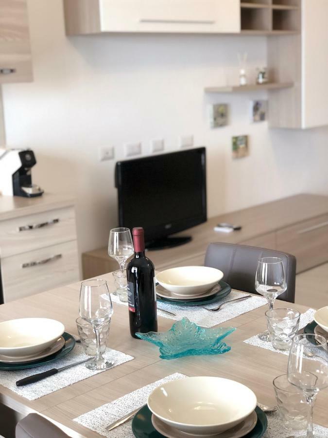 Apartment Tramonto Sea-Front วัลเลดอเรีย ภายนอก รูปภาพ